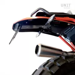 Paris Dakar rear mudguard with Unit garage BMW R NineT number plate - red