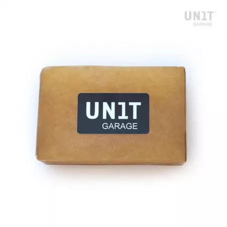 Unit Garage solid wax leather and fabric