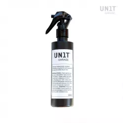 Unit Garage waterproofing spray for leather and fabric