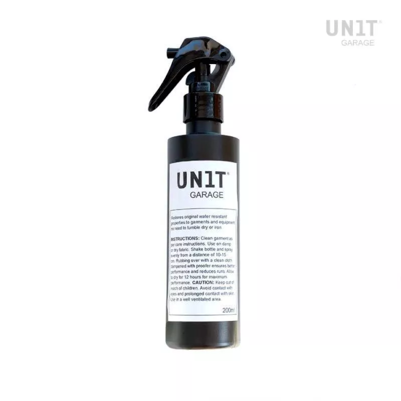Unit Garage waterproofing spray for leather and fabric