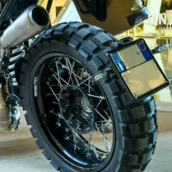 Support de plaque déporté Unit Garage BMW R NineT