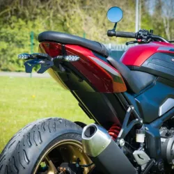 EP plate holder Triumph Trident 660 (2026+) ● Evotech Perf