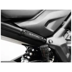 Evotech Performance passenger footrest removal Triumph Trident 660 (2021-2024) picture 3