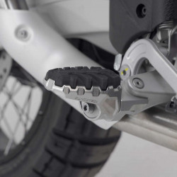 EVO SW Motech Yamaha Tenere 700 footrest - silver picture 1