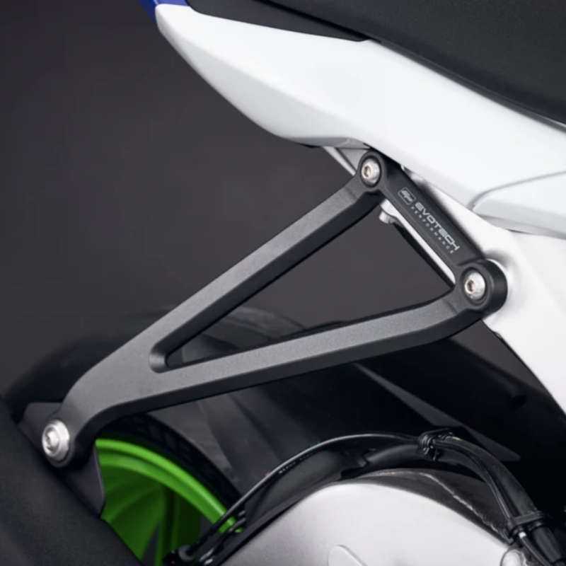 Exhaust hanger Evotech Performance Kawasaki Ninja ZX-6R ○ Evotech