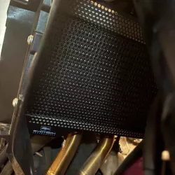 Evotech Performance radiator grille Yamaha YZF-R7 picture 4