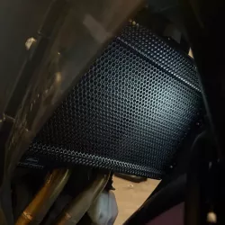 Evotech Performance radiator grille Yamaha YZF-R7 picture 5