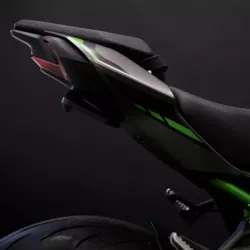 Support de plaque dynamique Evotech Performance Kawasaki Z900 (2025+) image 5